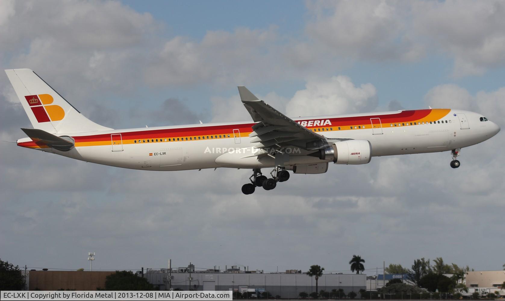 EC-LXK, 2013 Airbus A330-302 C/N 1426, Iberia A330-300