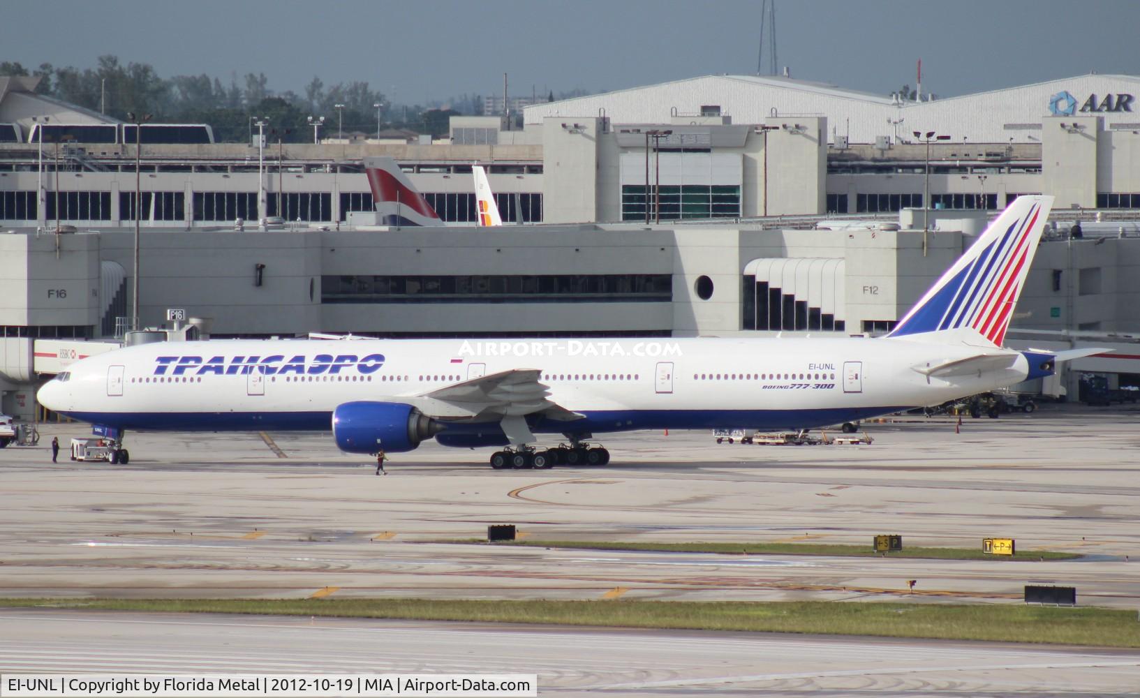 EI-UNL, 1998 Boeing 777-312 C/N 28515, Transaero 777-300