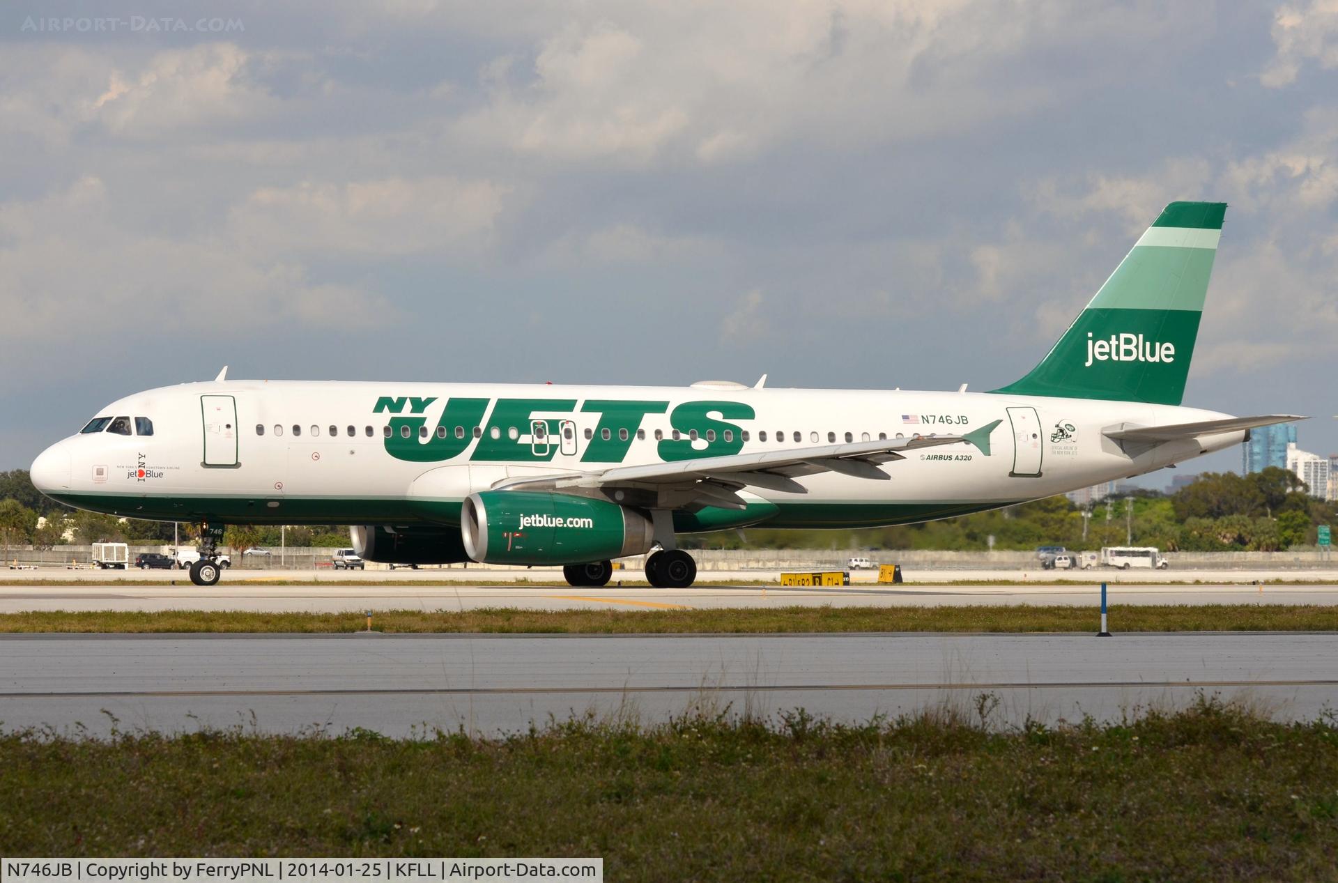 N746JB, 2008 Airbus A320-232 C/N 3622, Jets(green) A320