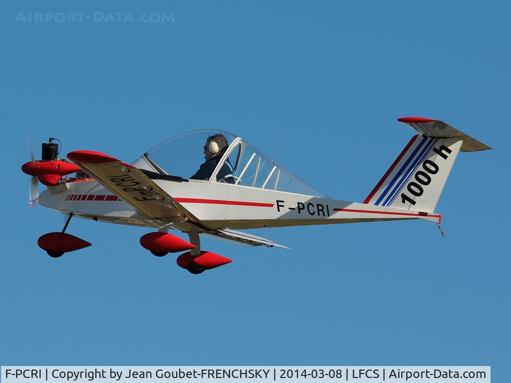F-PCRI, Colomban MC-15 Cri-Cri (Cricket) C/N 405, take off
