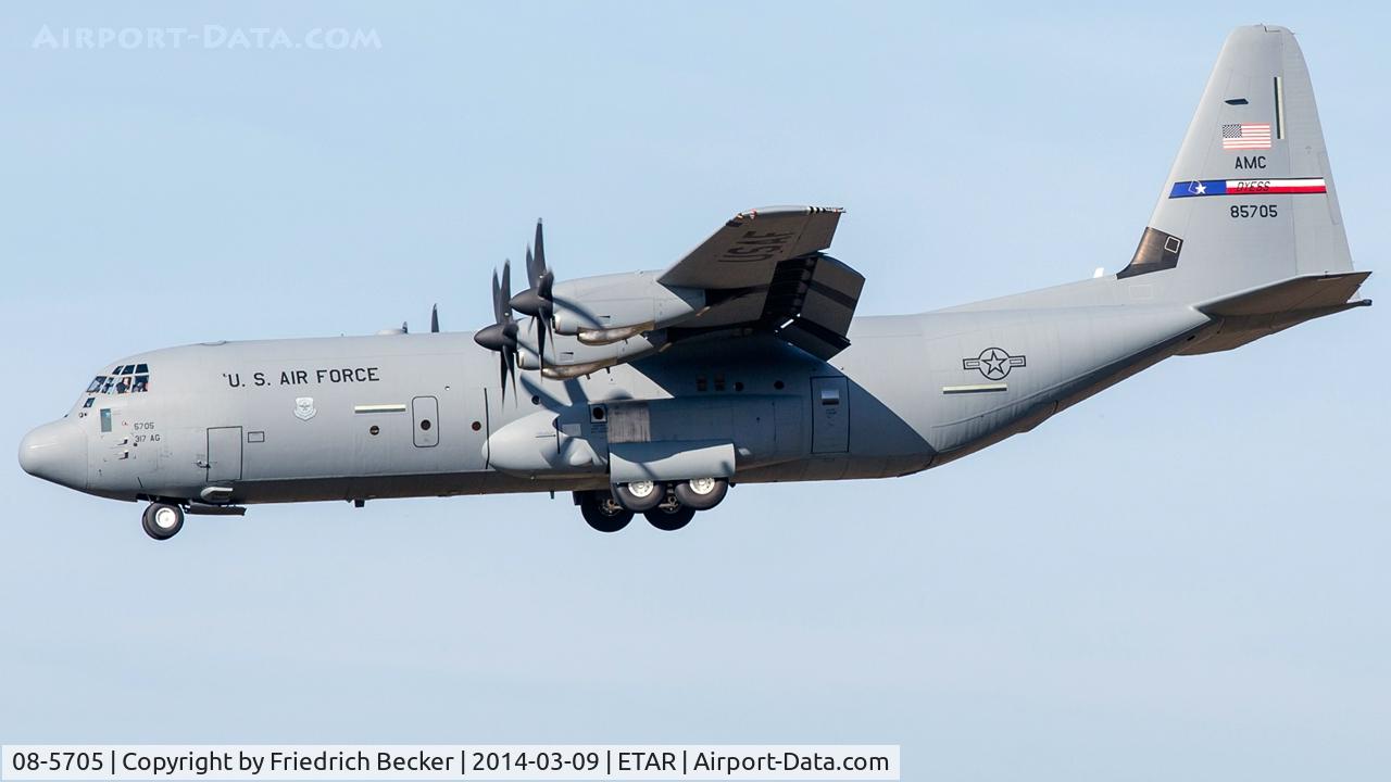 08-5705, 2011 Lockheed C-130J-30 Super Hercules C/N 382-5705, on final RW26
