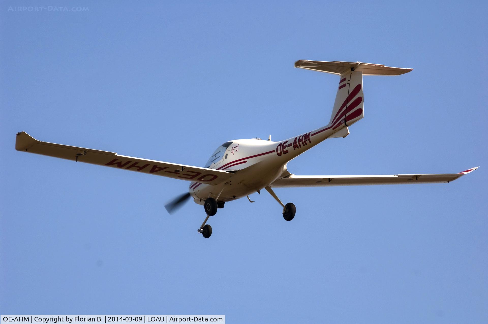 OE-AHM, HOAC DV-20 Katana C/N 20080, HOAC DV-20 KATANA