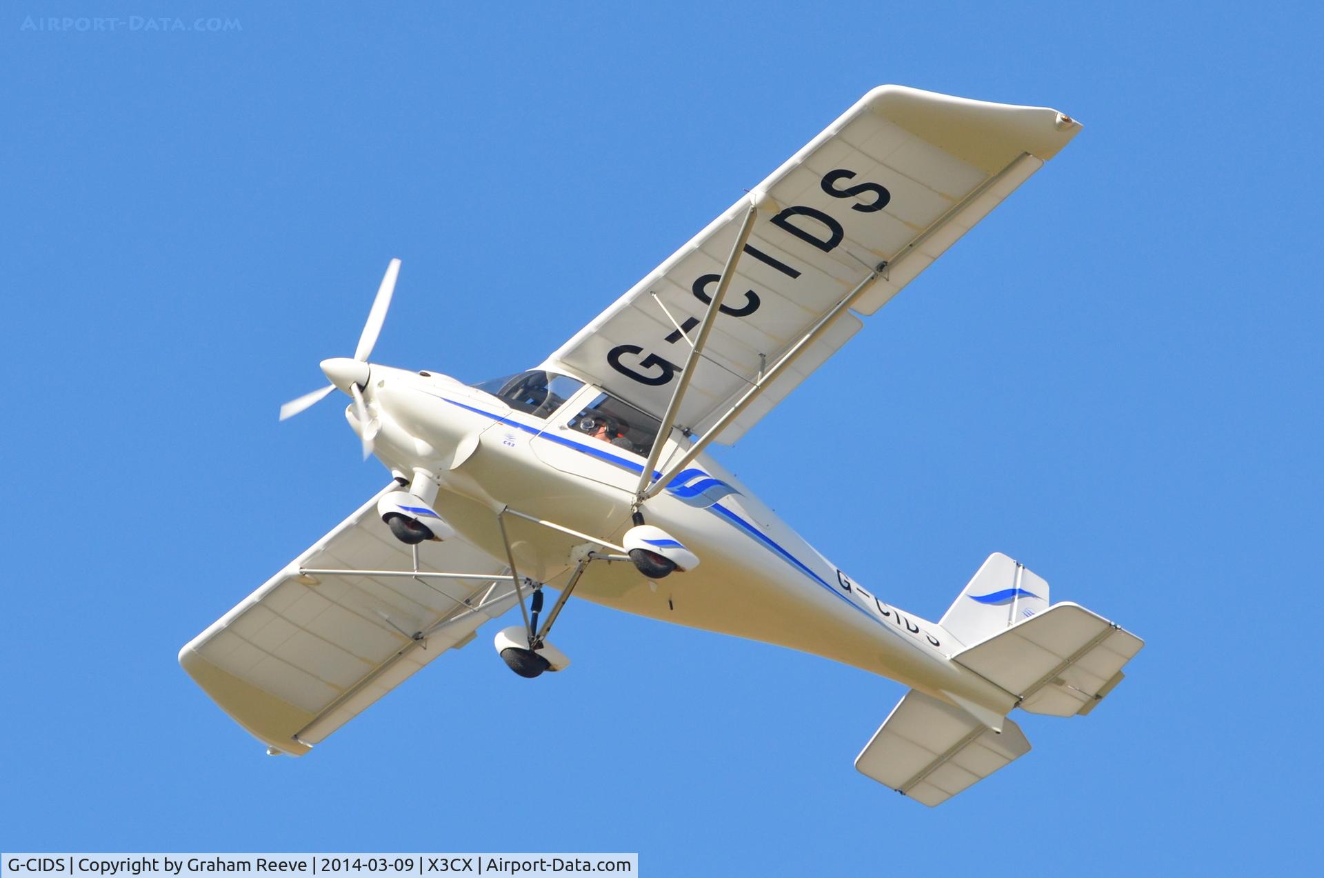 G-CIDS, 2013 Comco Ikarus C42 FB100 Bravo C/N 1310-7285, Just taken off.