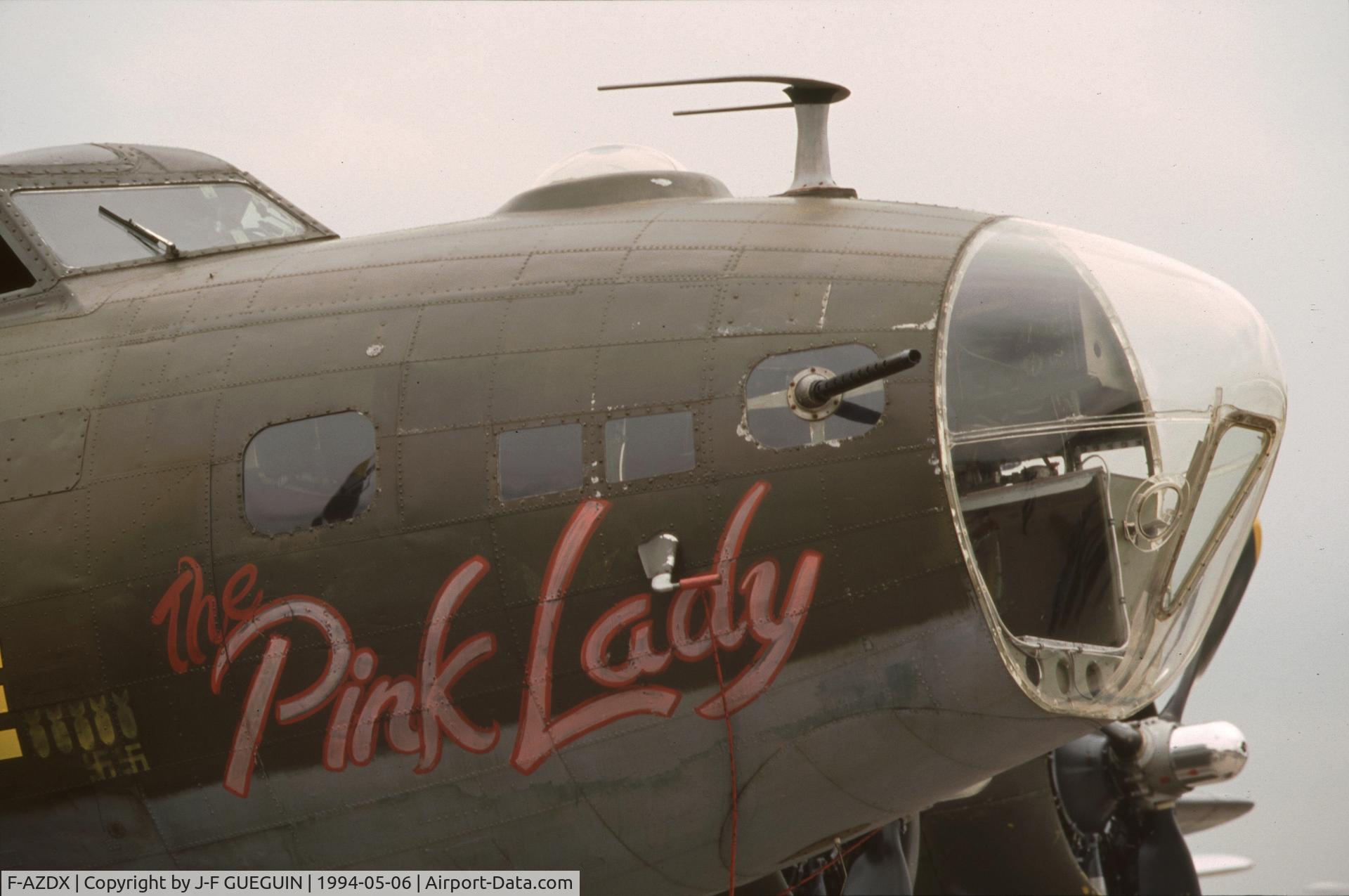 F-AZDX, 1944 Boeing B-17G Flying Fortress C/N 8246, On display at Paris-Le Bourget Airport (1er Salon de l'Aviation Ancienne, 1994).