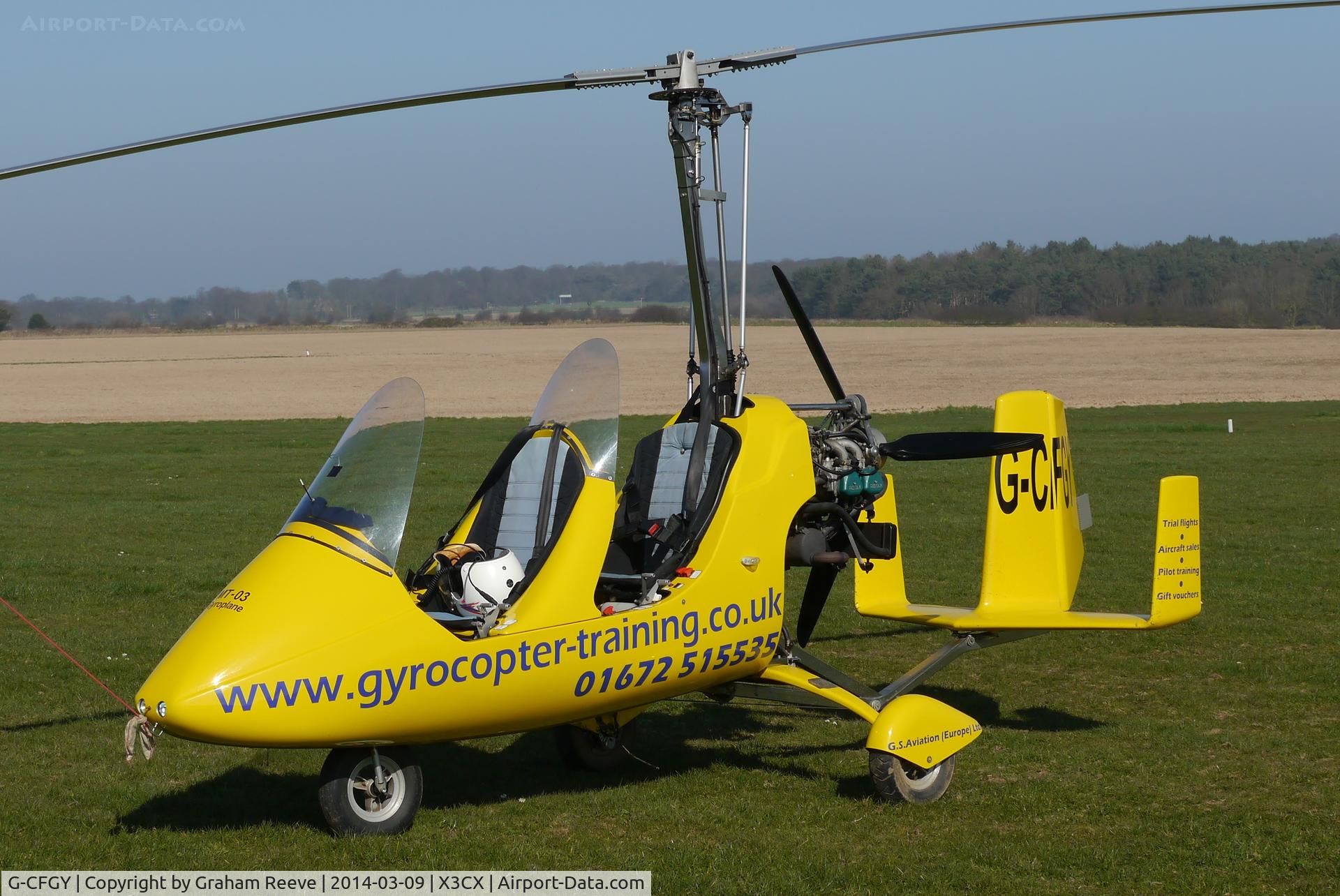 G-CFGY, 2008 Rotorsport UK MT-03 C/N RSUK/MT-03/039, Parked at Northrepps.