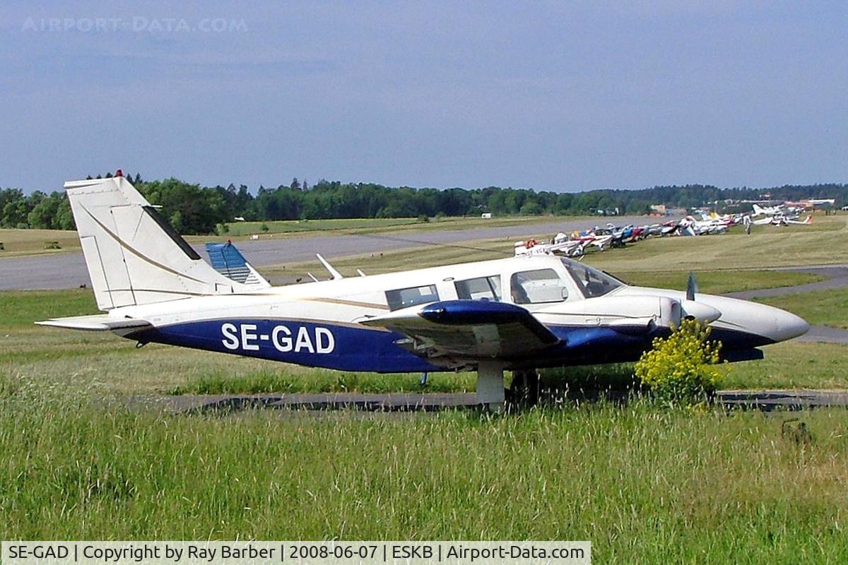 SE-GAD, 1973 Piper PA-34-200 C/N 34-7350211, Piper PA-34-200 Seneca [34-7350211] Stockholm-Barkarby~SE 07/06/2008