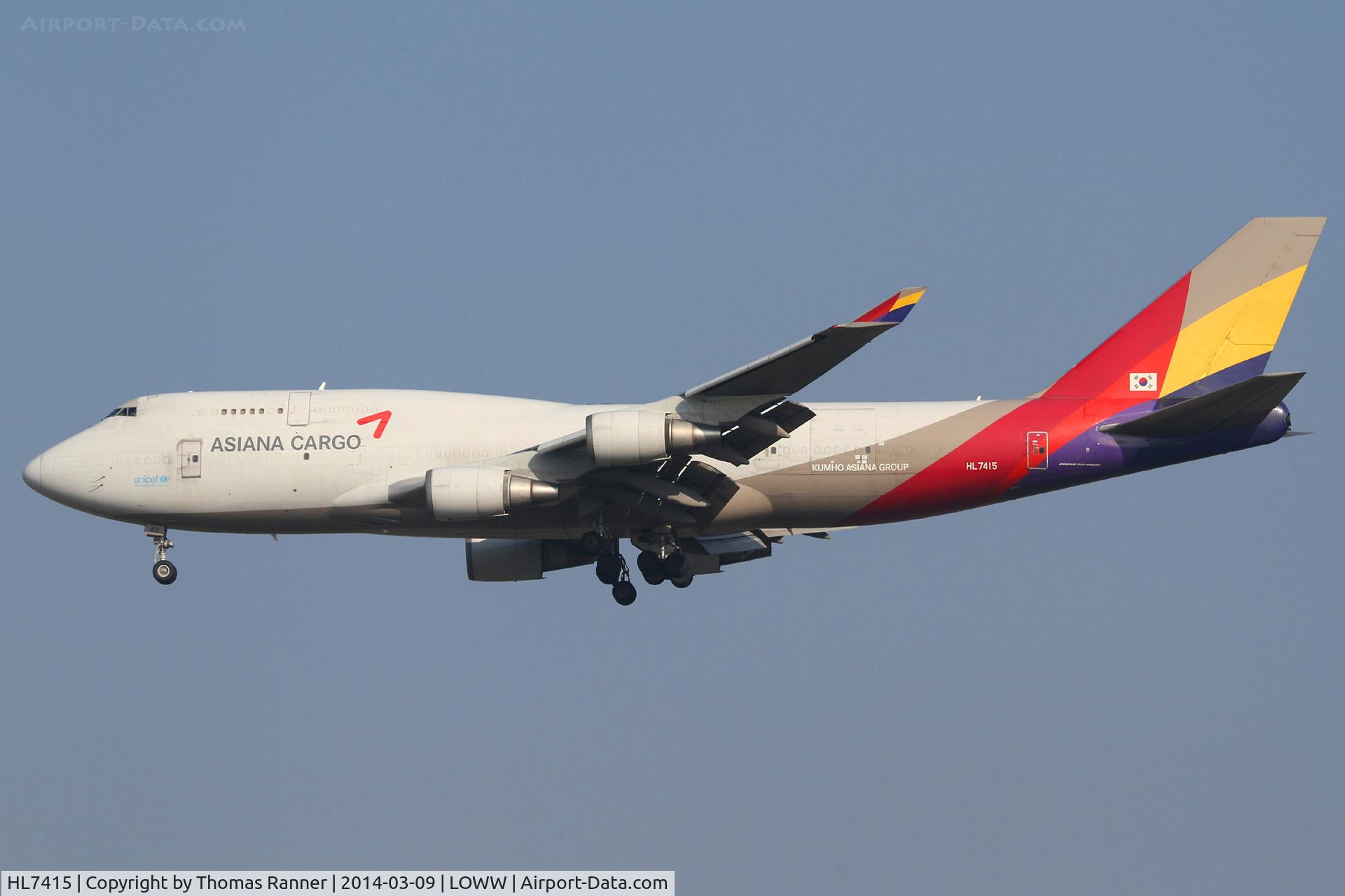 HL7415, 1993 Boeing 747-48EM(BDSF) C/N 25777, Asiana B747
