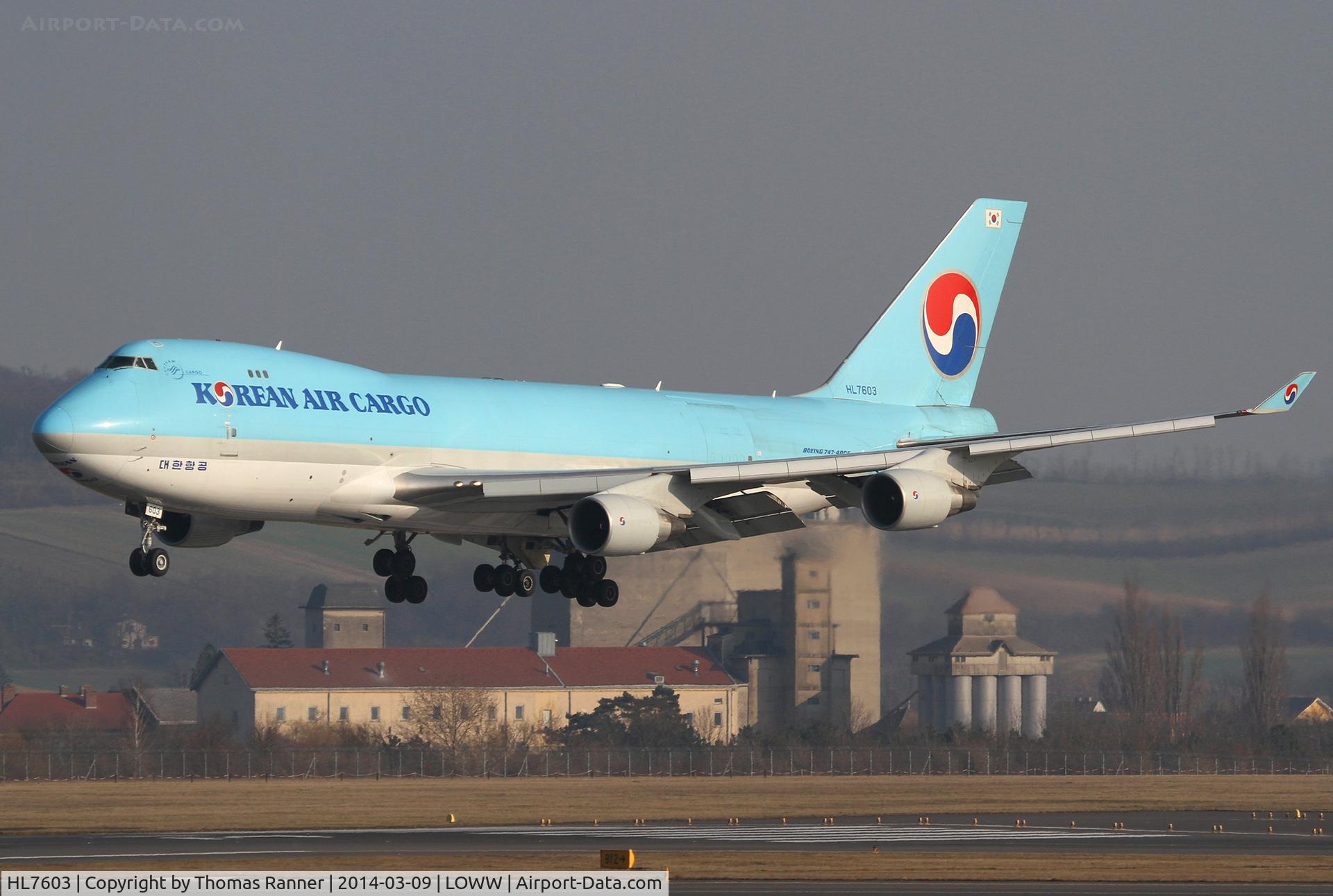 HL7603, 2005 Boeing 747-4B5F/ER/SCD C/N 34302, Korean B747