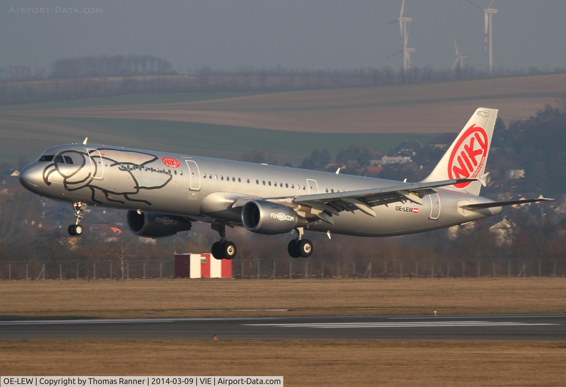 OE-LEW, 2011 Airbus A321-211 C/N 4611, Niki A321