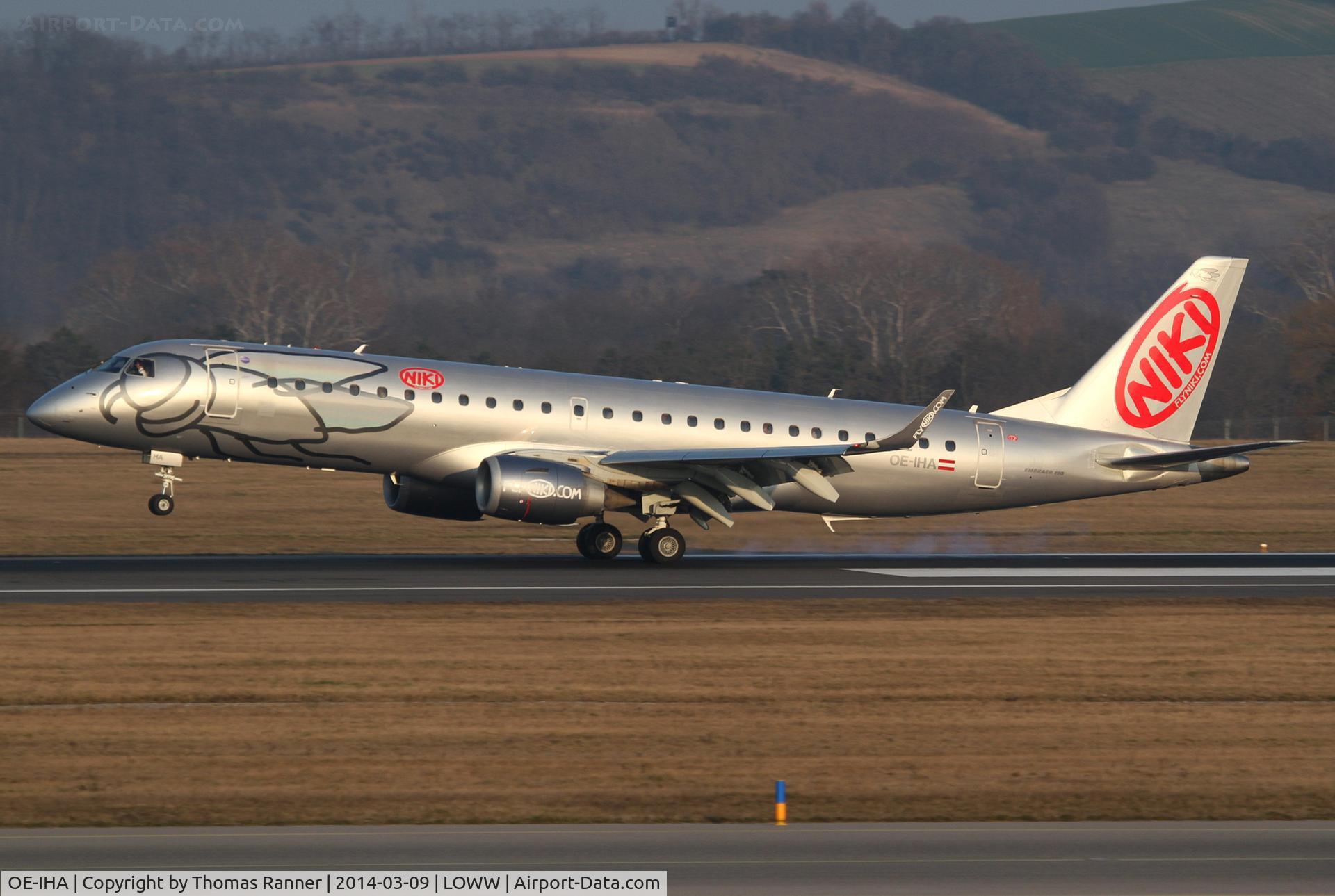 OE-IHA, 2009 Embraer 190LR (ERJ-190-100LR) C/N 19000285, Niki Emb190