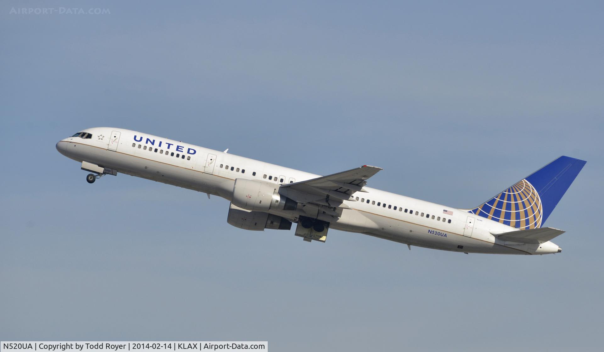 N520UA, 1990 Boeing 757-222 C/N 24890, Departing LAX on 25R