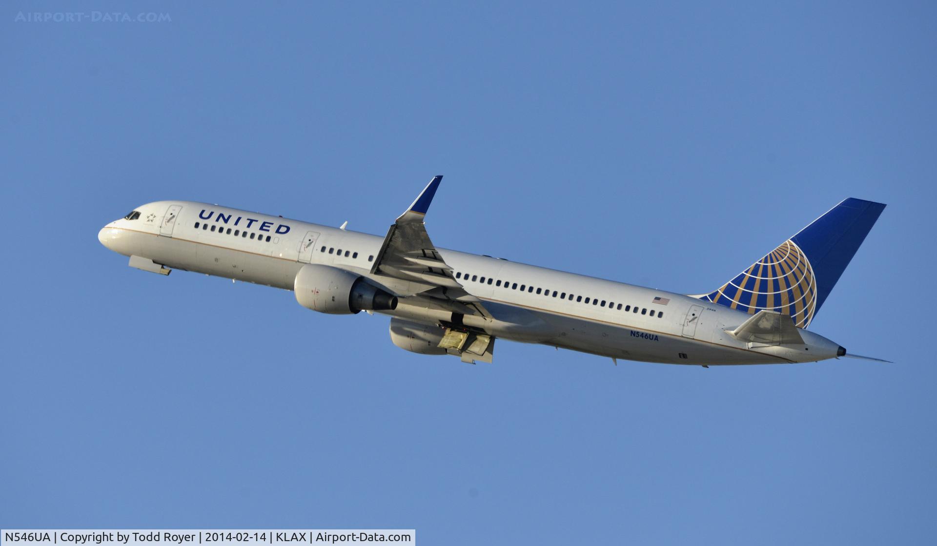 N546UA, 1991 Boeing 757-222 C/N 25367, Departing LAX on 25R