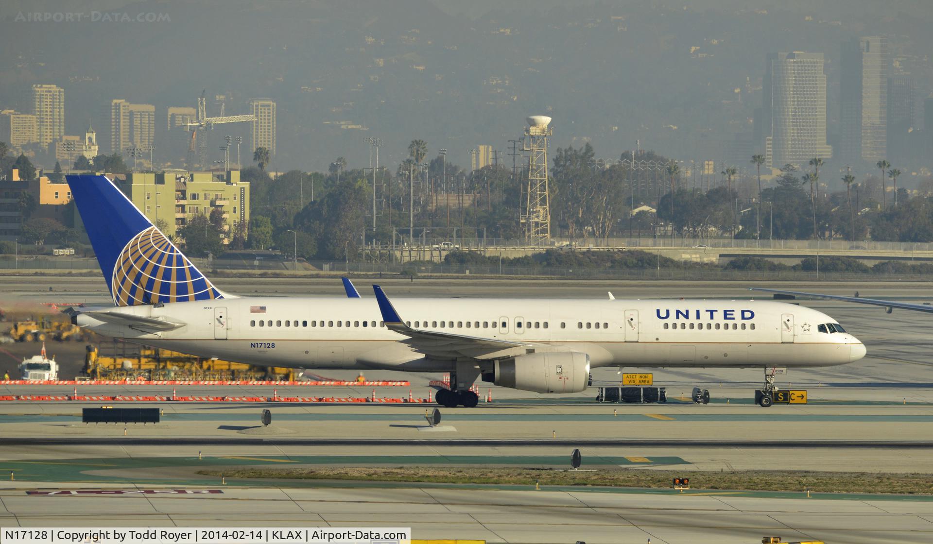 N17128, 1998 Boeing 757-224 C/N 27567, Taxiing to gate at LAX