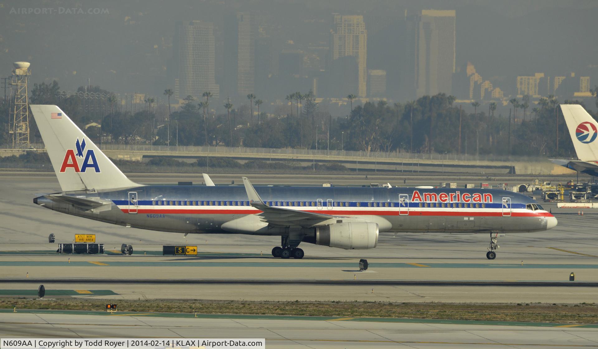 N609AA, 1996 Boeing 757-223 C/N 27447, Taxiing to gat at LAX