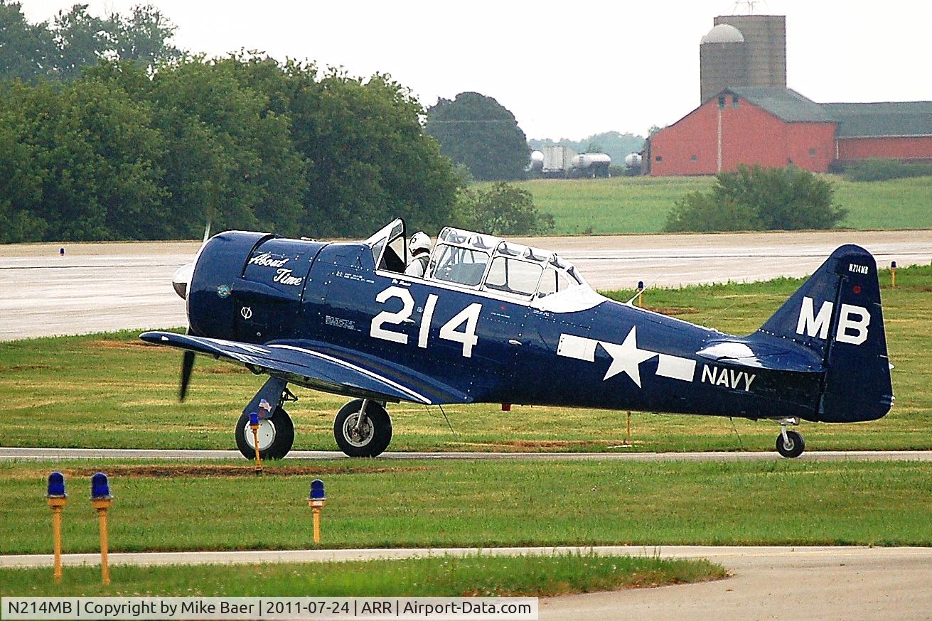 N214MB, North American SNJ-5B Texan C/N 43732, N214MB @ ARR