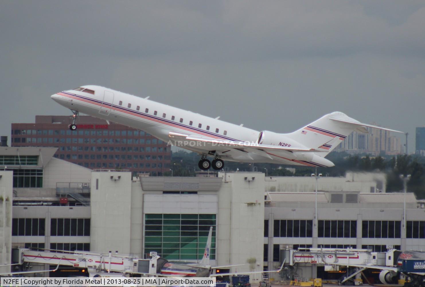 N2FE, 2000 Bombardier BD-700-1A10 Global Express C/N 9070, Fed Ex Global Express