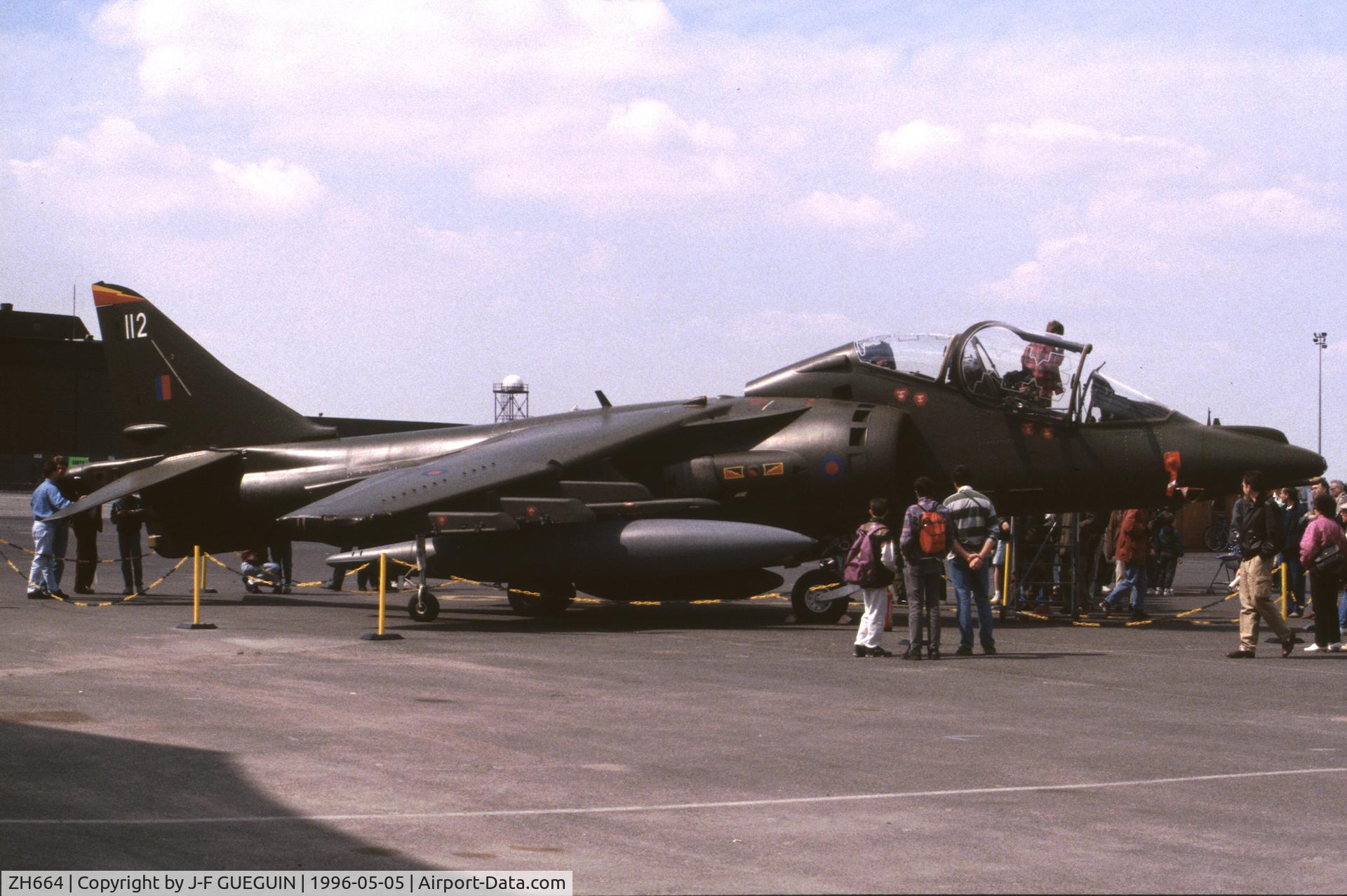 ZH664, 1995 British Aerospace Harrier T.10 C/N TX012, On display at Paris-Le Bourget Airport (Salon des Avions de Légende, 1996).