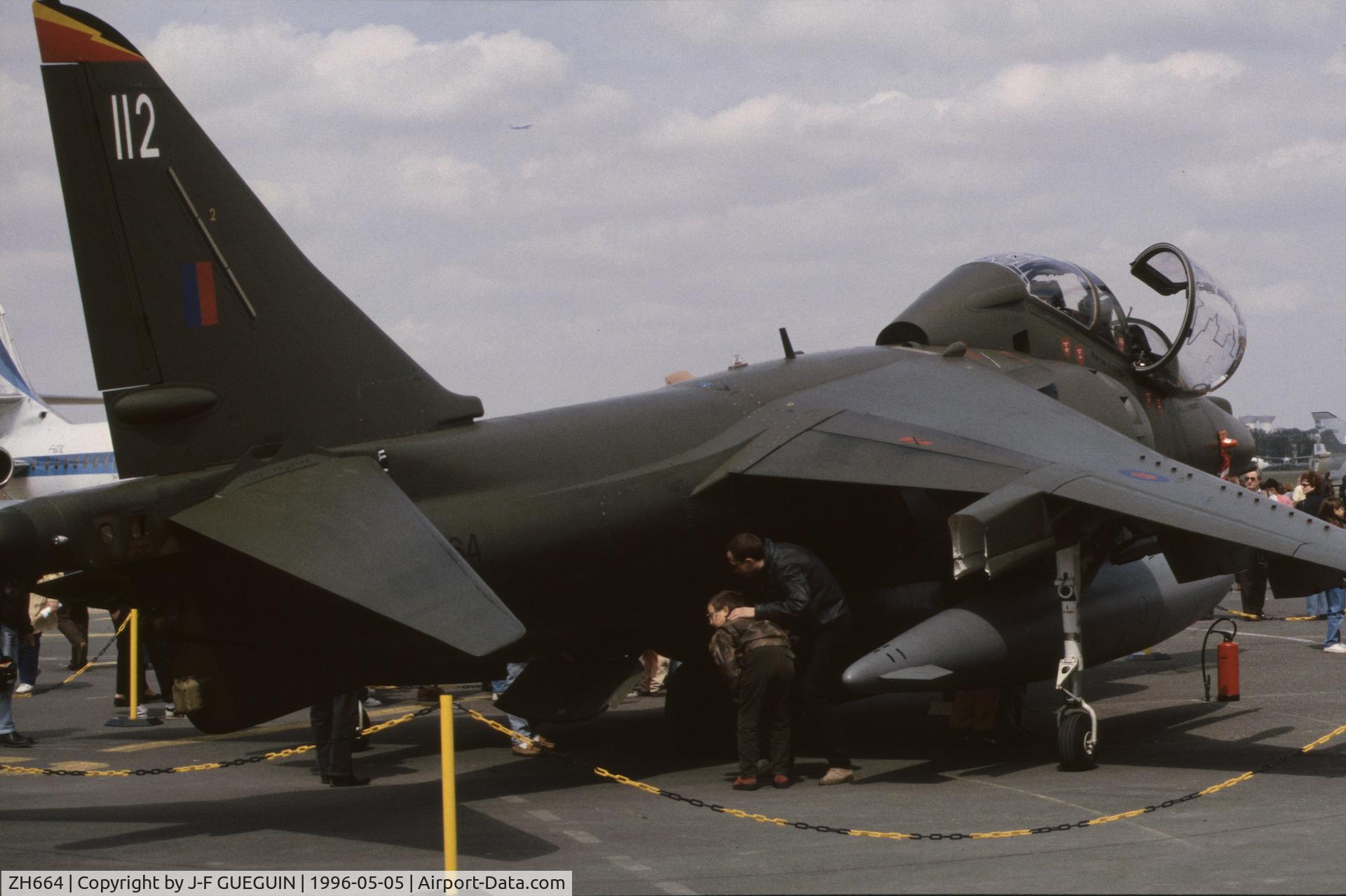 ZH664, 1995 British Aerospace Harrier T.10 C/N TX012, On display at Paris-Le Bourget Airport (Salon des Avions de Légende, 1996).