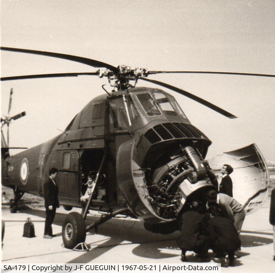 SA-179, Sud Aviation H-34A (Sikorsky S-58) C/N Not found SA-179, Open day at French Air Force Villacoublay air base on 1967-05-21.