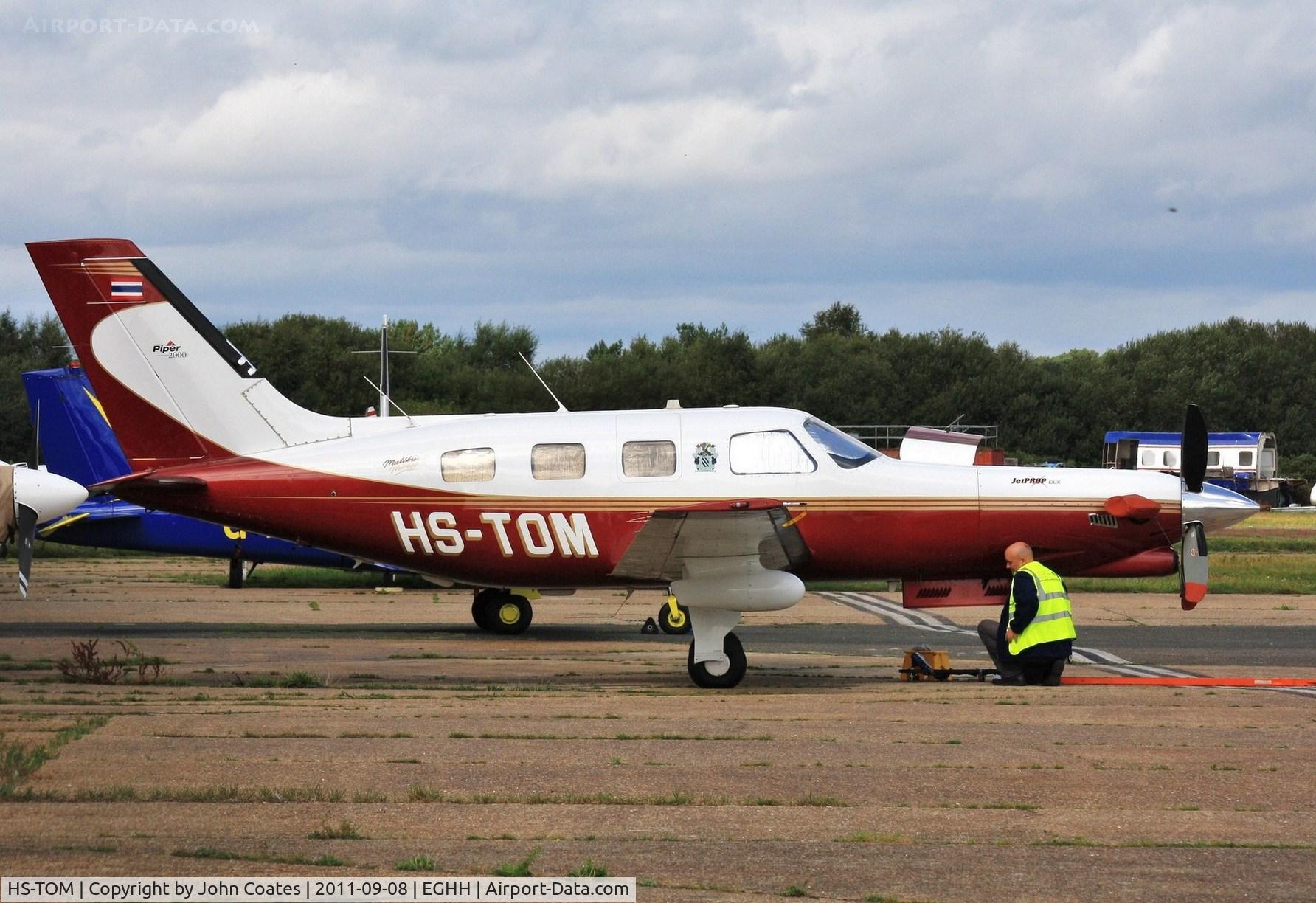 HS-TOM, 2000 Piper PA-46-350P Malibu Mirage C/N 4636265, At Airtime