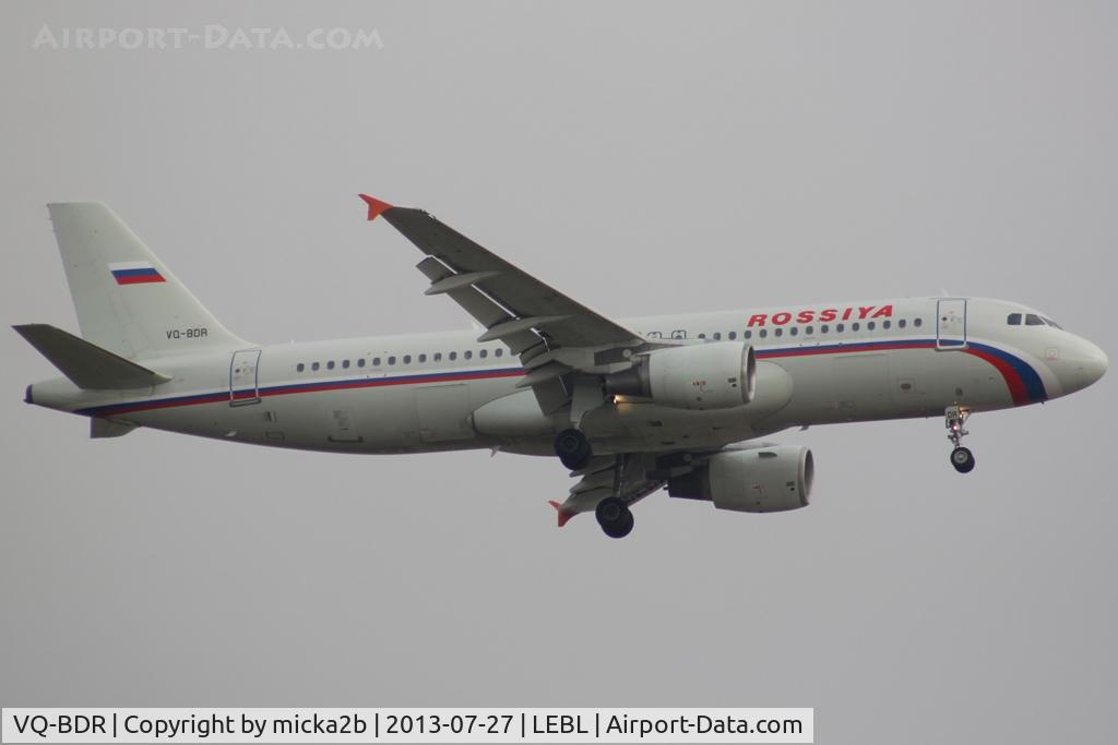 VQ-BDR, 1999 Airbus A320-214 C/N 1130, Landing