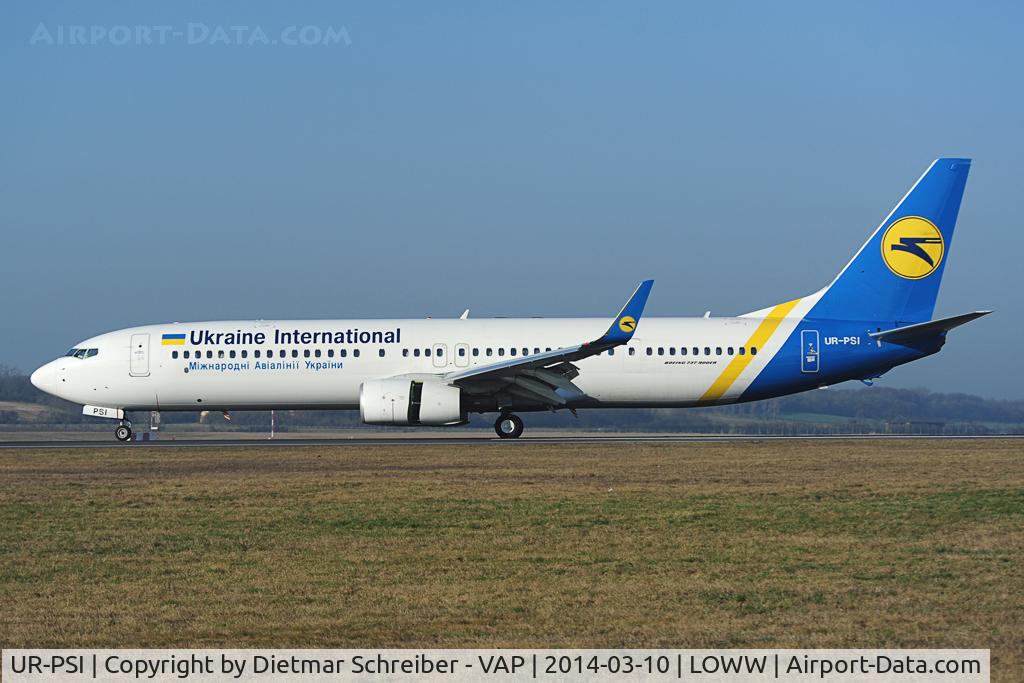 UR-PSI, 2013 Boeing 737-9KVER C/N 41534, Ukraine International Boeing 737-900
