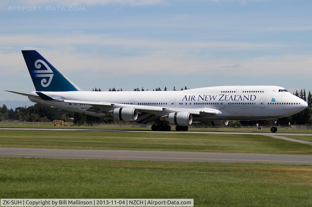 ZK-SUH, 1991 Boeing 747-475 C/N 24896, touch n go