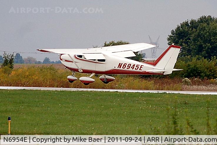 N6954E, 1960 Cessna 175A Skylark C/N 56454, N6954E @ ARR