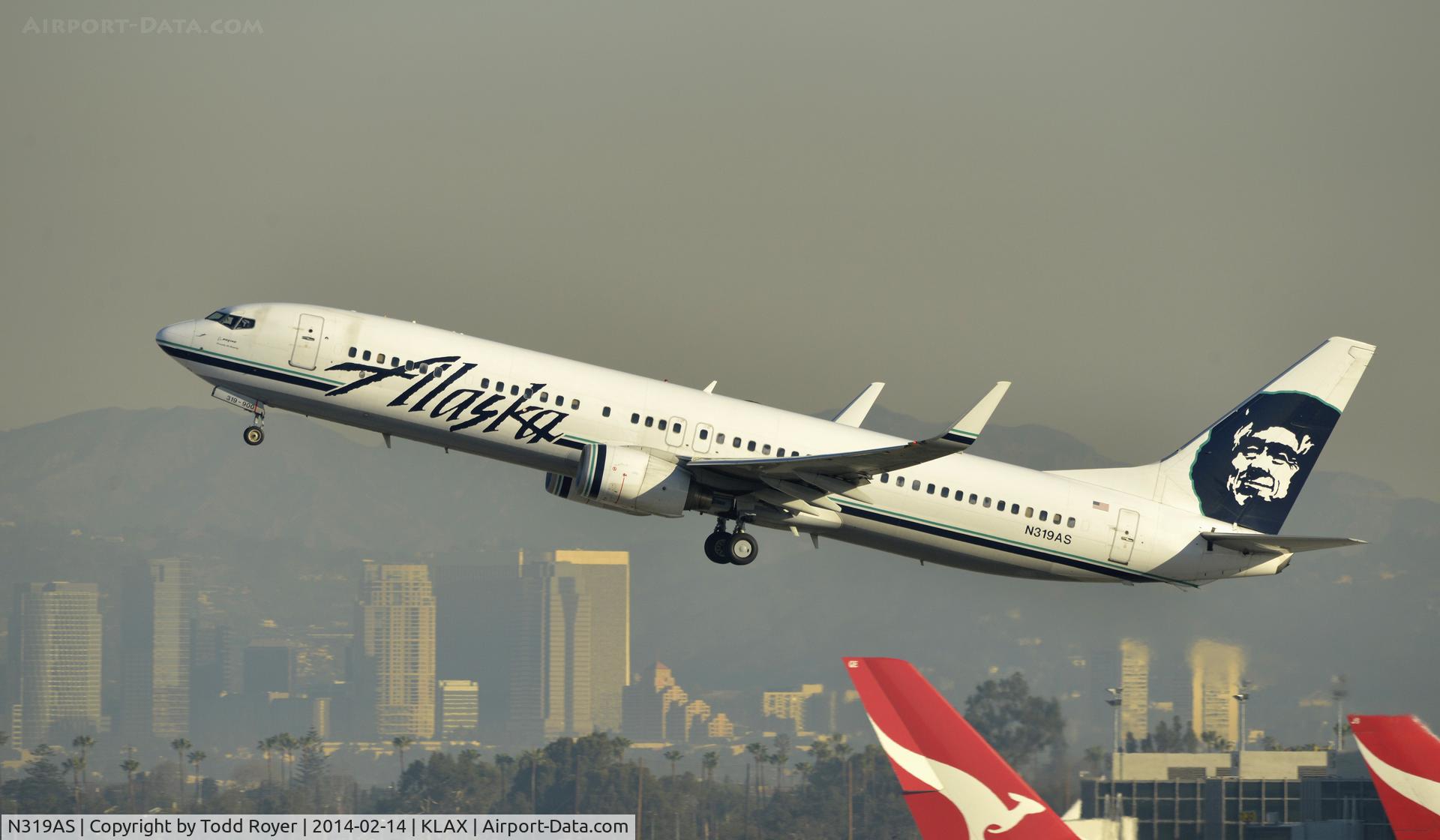 N319AS, 2003 Boeing 737-990 C/N 33679, Departing LAX on 25R