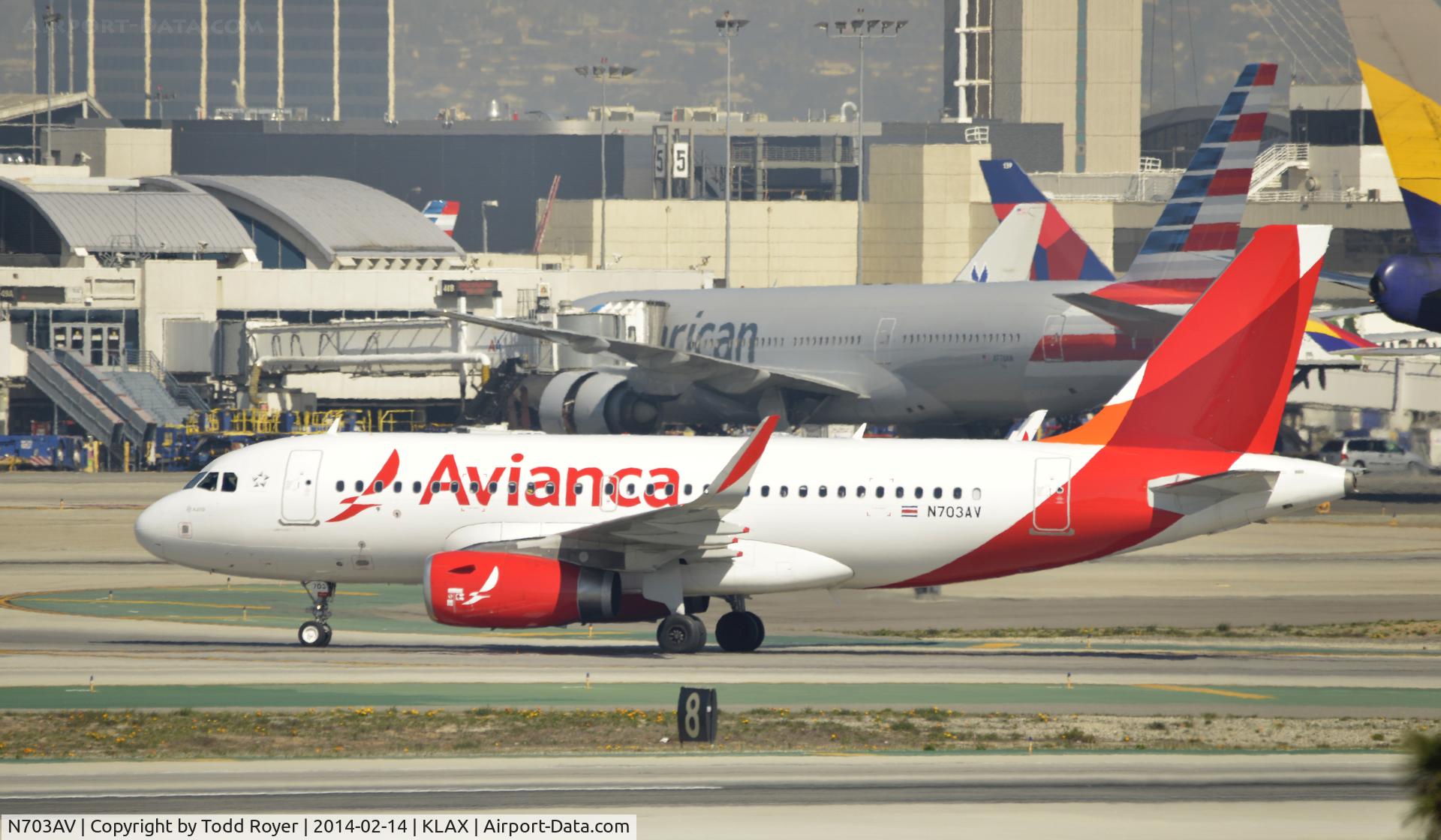 N703AV, 2012 Airbus A319-132 C/N 5406, Taxiing to gate at LAX
