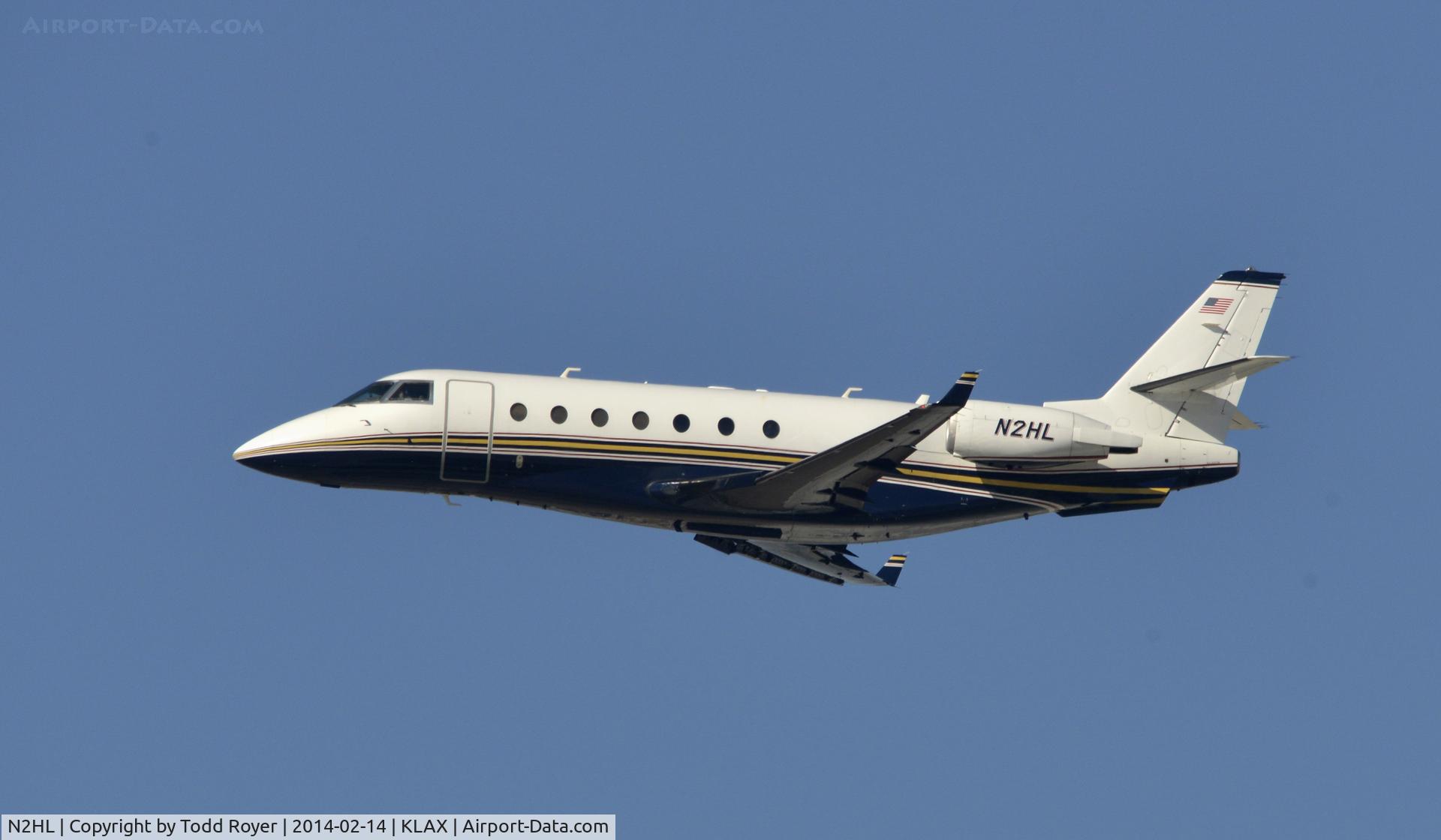N2HL, 2004 Israel Aircraft Industries Gulfstream 200 C/N 091, Departing LAX