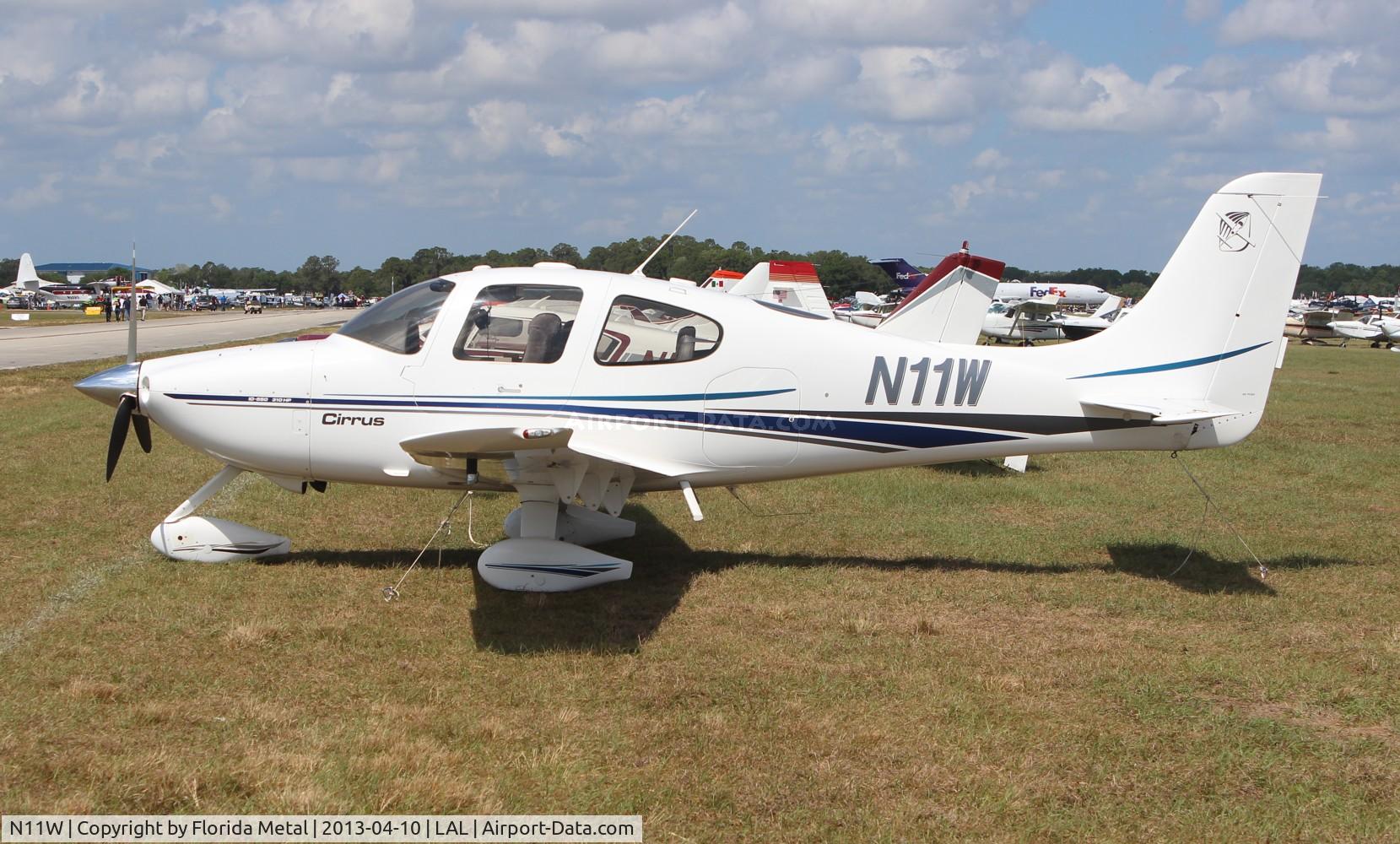 N11W, 2002 Cirrus SR22 C/N 0262, Cirrus SR22