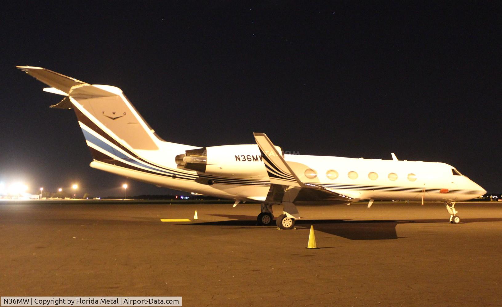 N36MW, 1970 Grumman G1159 Gulfstream IISP C/N 089, Gulfstream IVSP 450