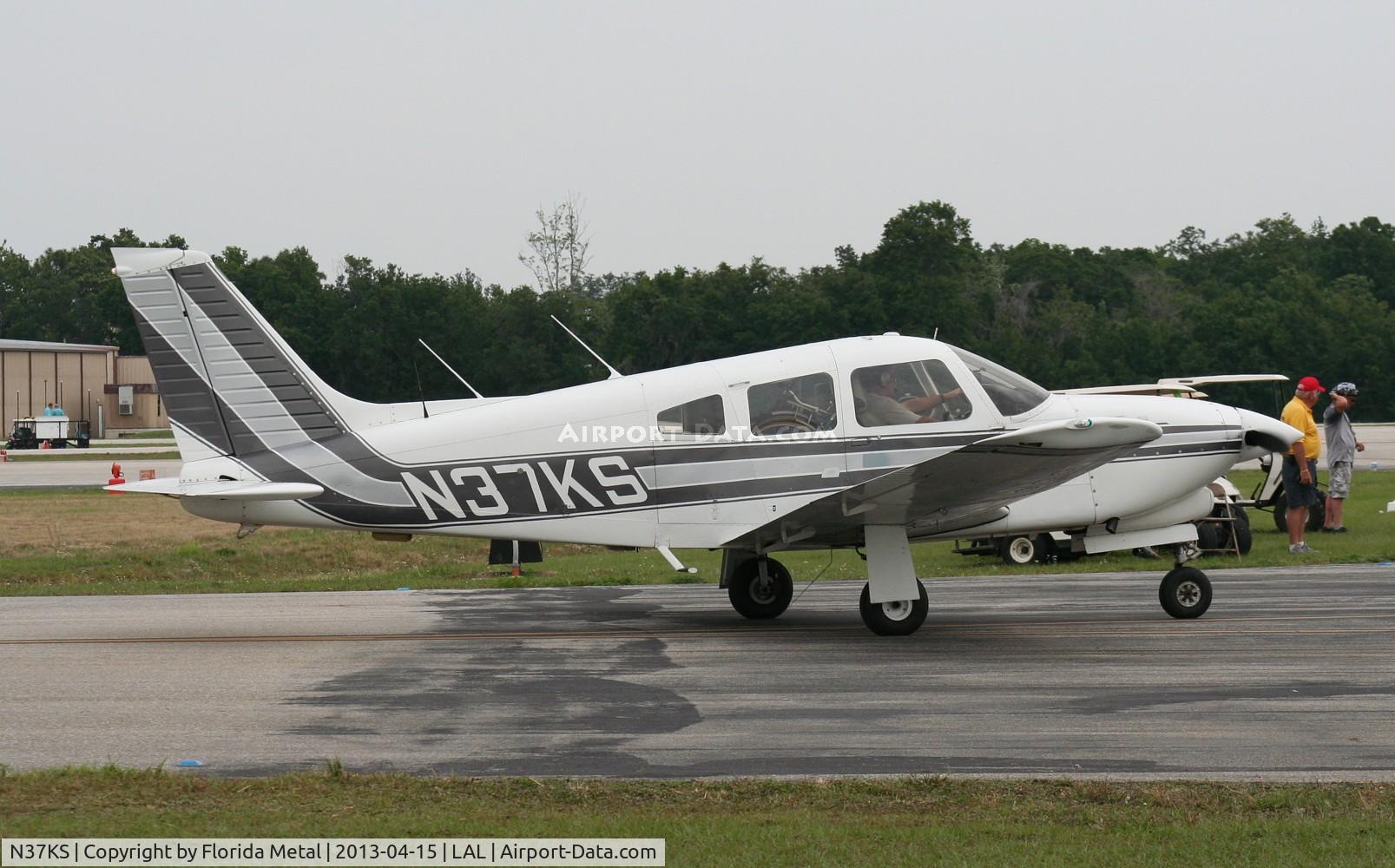 N37KS, 1977 Piper PA-28R-201T Cherokee Arrow III C/N 28R-7703257, PA-28R-201T