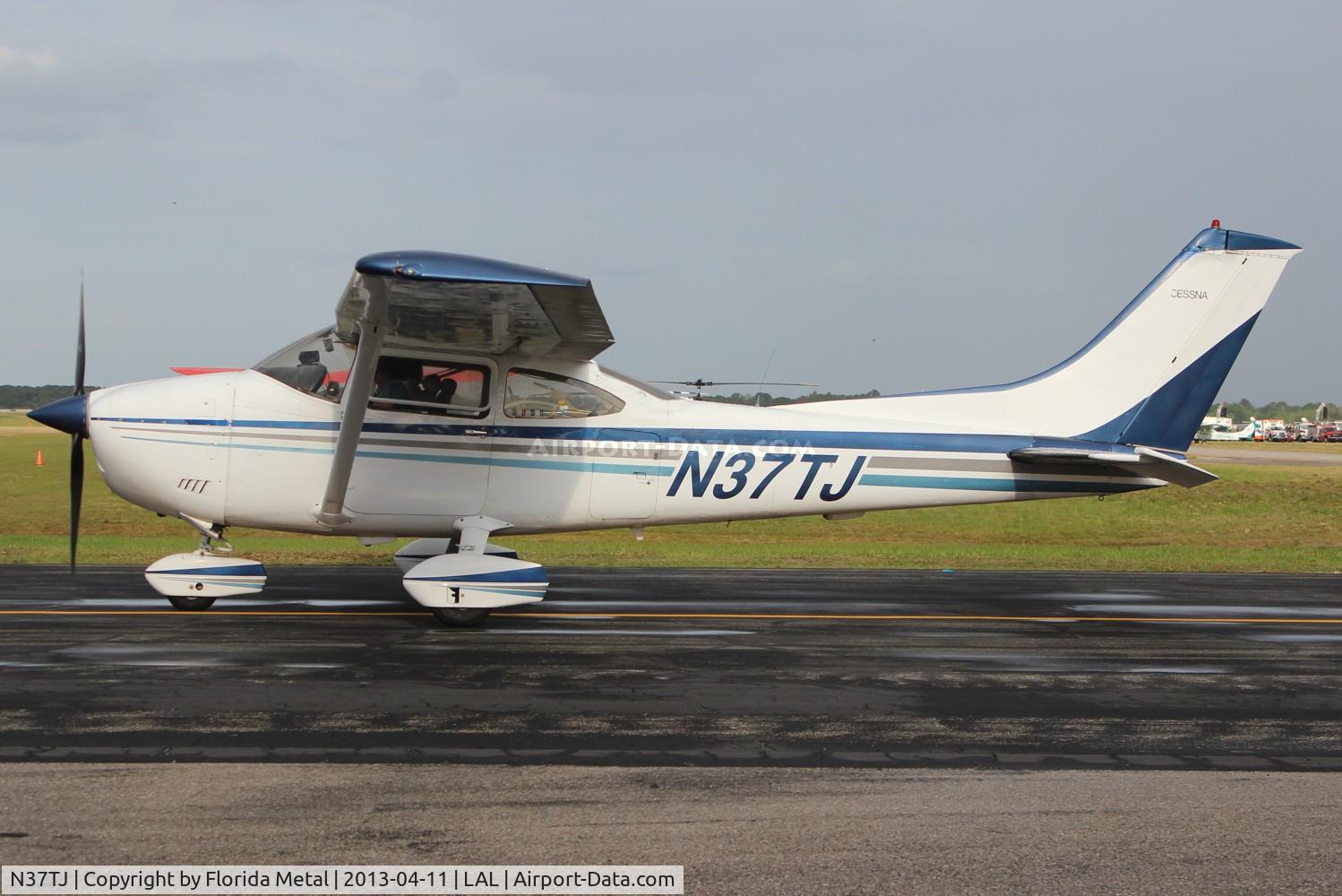 N37TJ, 1976 Cessna 182P Skylane C/N 18264795, Cessna 182P
