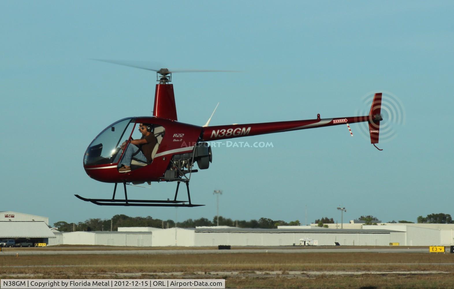 N38GM, 2001 Robinson R22 Beta C/N 3222, Robinson R22