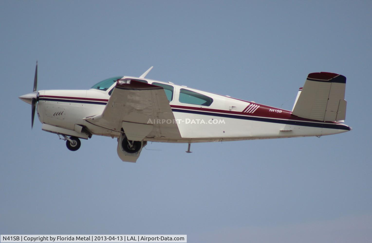 N41SB, 1964 Beech S35 Bonanza C/N D-7499, Beech S35 Bonanza