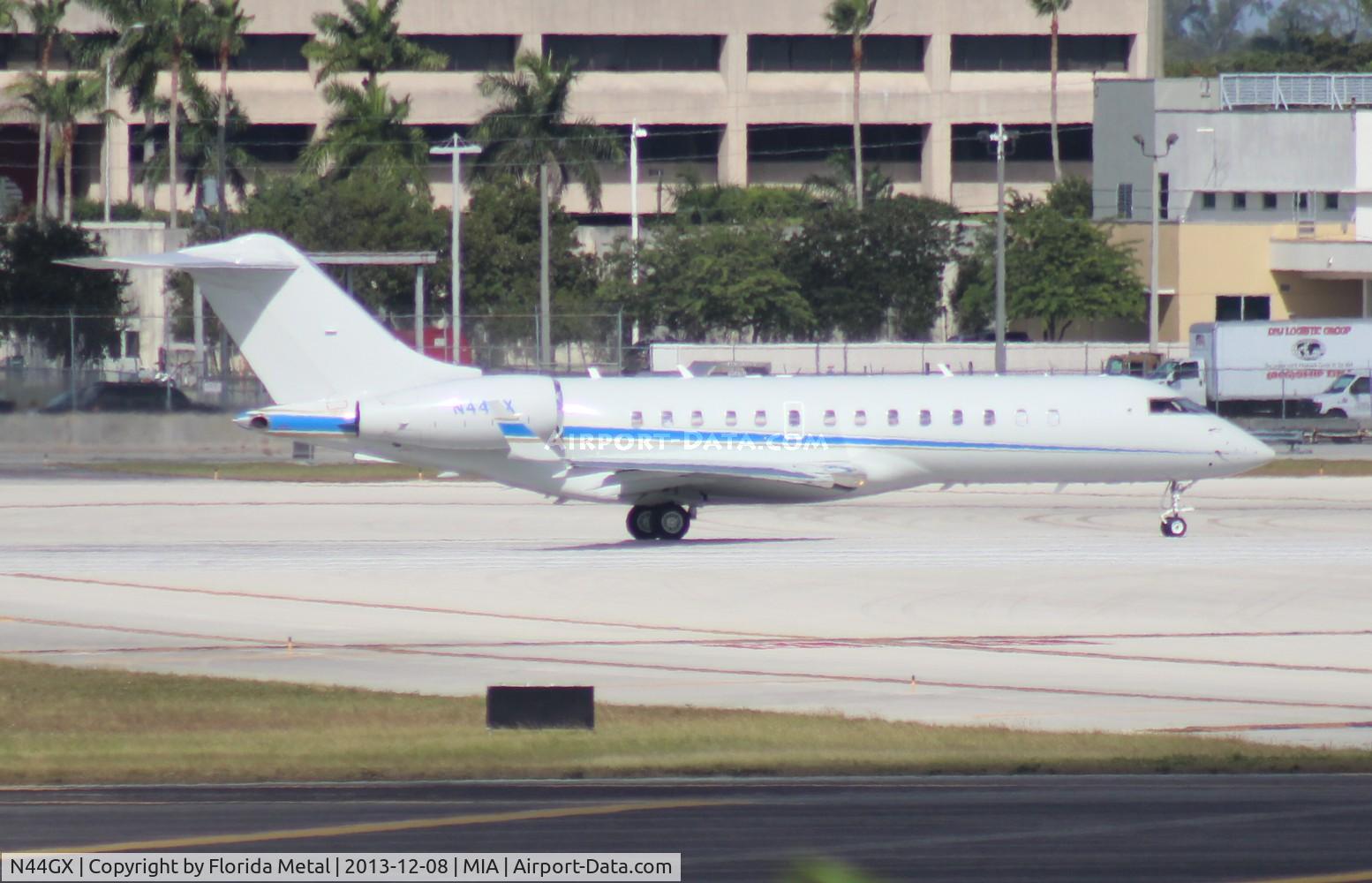 N44GX, 2004 Bombardier BD-700-1A10 Global Express C/N 9142, Global Express