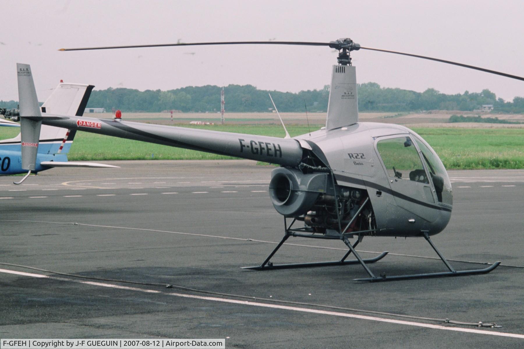F-GFEH, Robinson R22 Beta C/N 0769, Parked at Paris/Toussus-le-Noble airport.