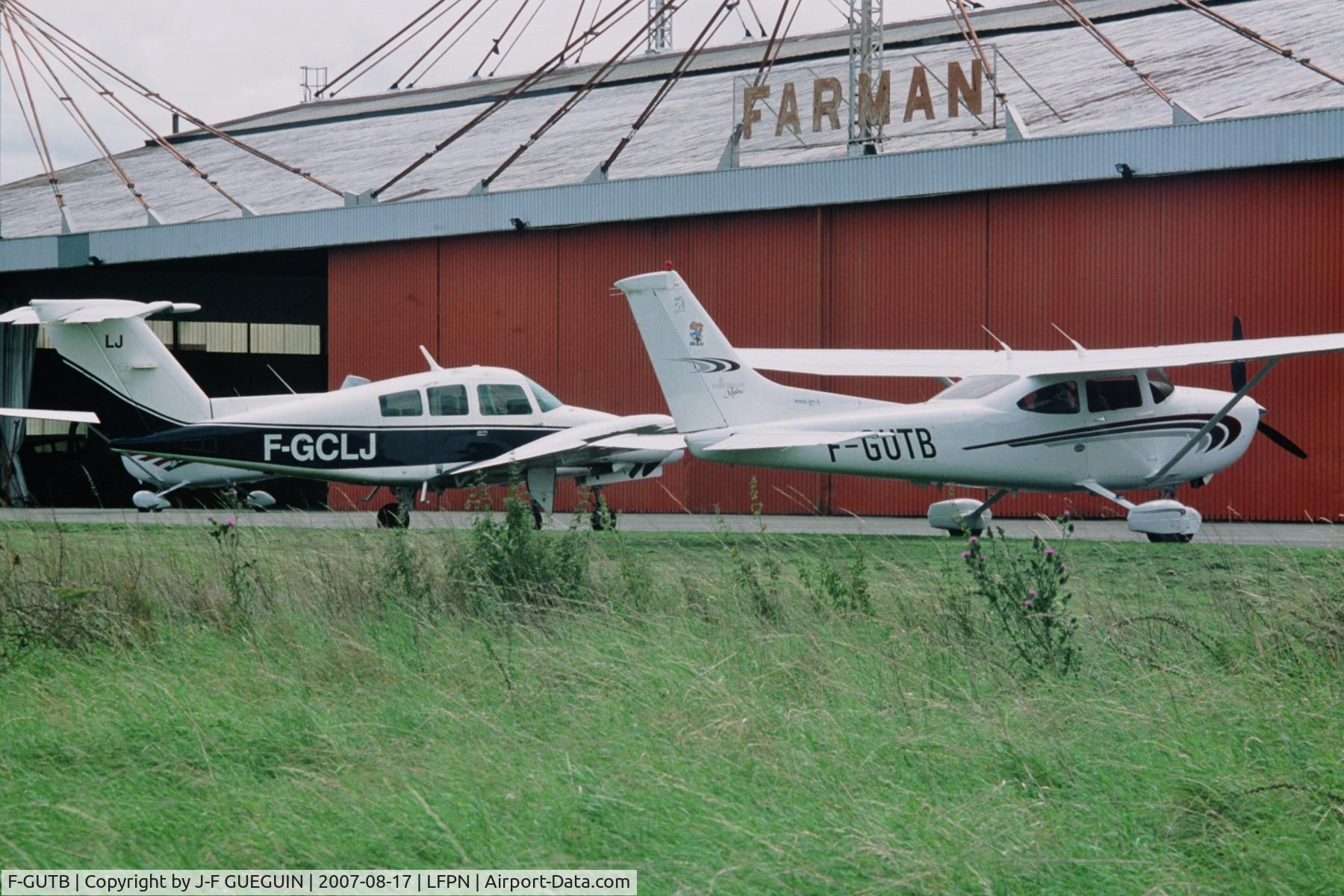 F-GUTB, Cessna 182S Skylane C/N 182-80745, Parked at Paris/Toussus-le-Noble airport.