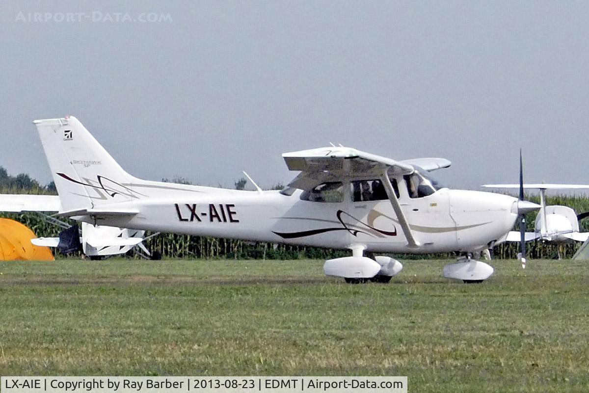 LX-AIE, Cessna 172S Skyhawk SP C/N 172S10739, Cessna 172S Skyhawk [172S-10739] Tannheim~D 23/08/2013