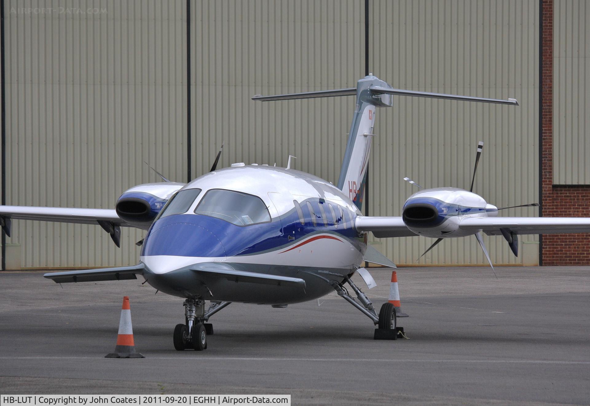 HB-LUT, 2010 Piaggio P-180 Avanti C/N 1201, At Signatures