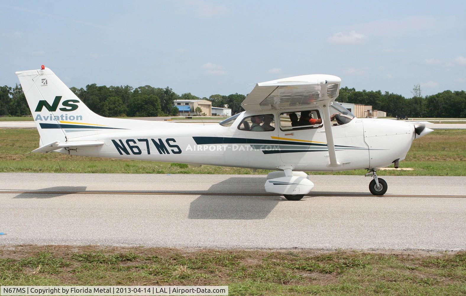 N67MS, 2001 Cessna 172S C/N 172S8993, Cessna 172S