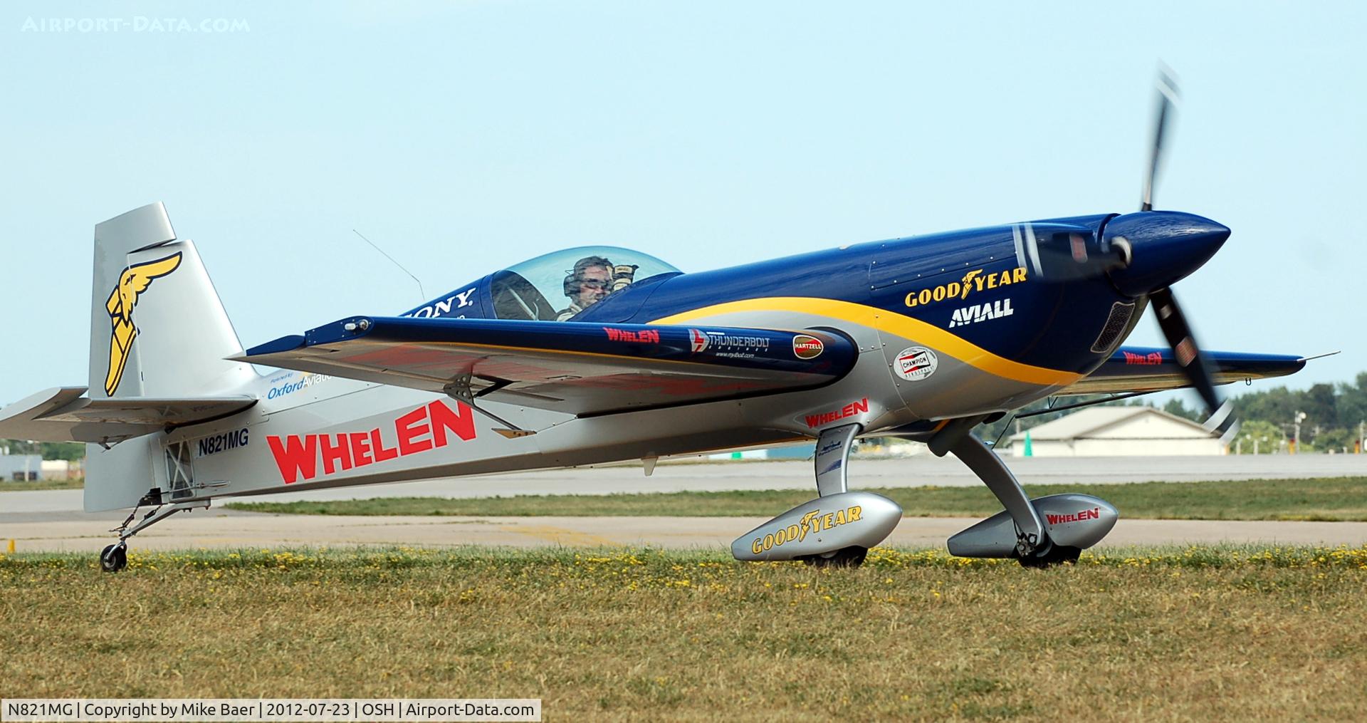 N821MG, 2006 Extra EA-300S C/N 1035, N821MG @ OSH