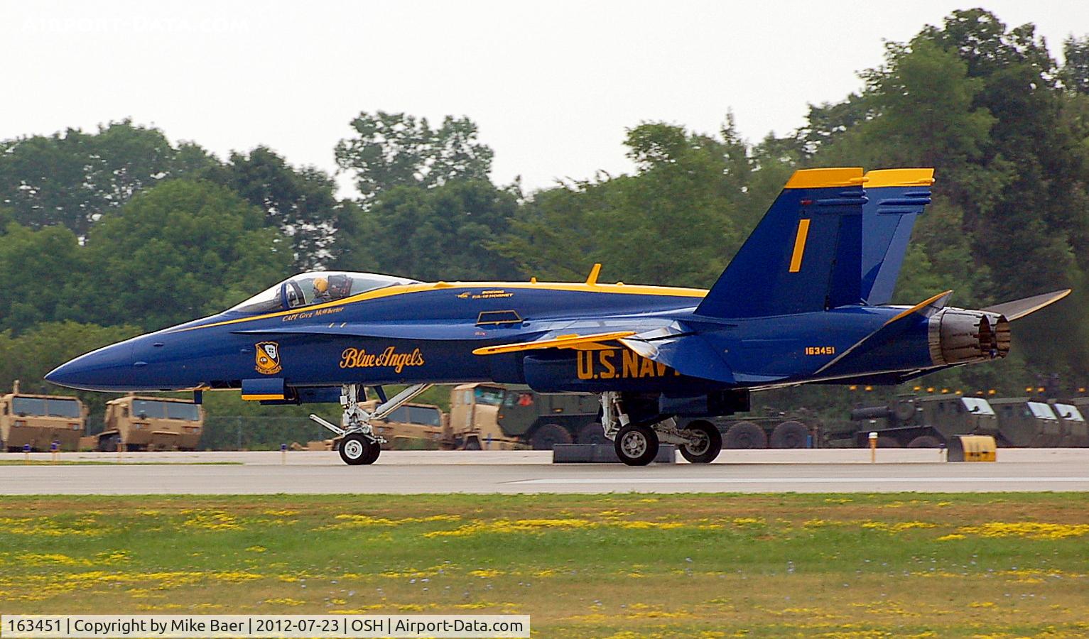 163451, 1988 McDonnell Douglas F/A-18C Hornet C/N 0662/C020, 163451 @ OSH