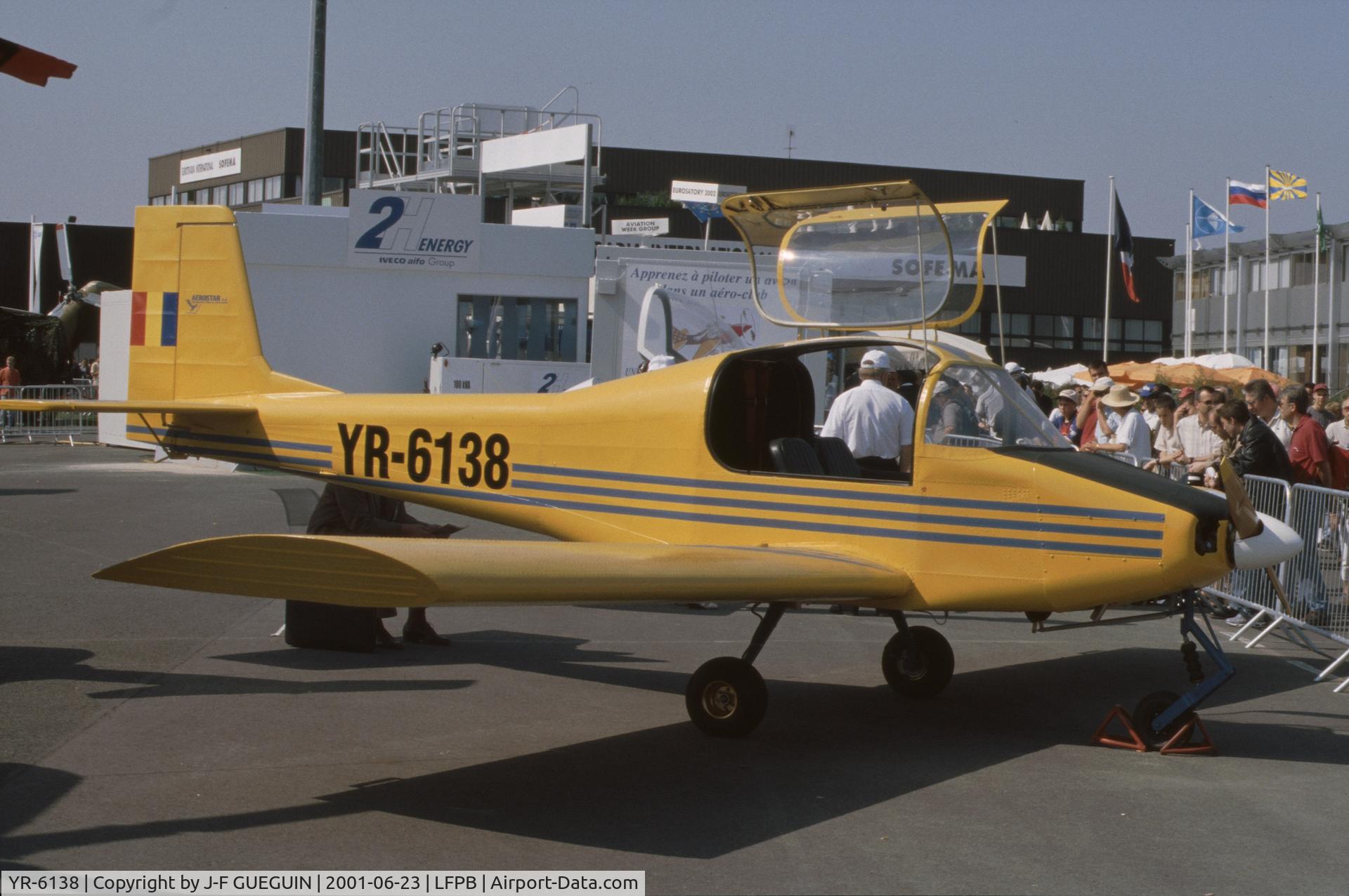 YR-6138, Aerostar SA 1 C/N Not found YR-6138, On display at 2001 Paris-Le Bourget airshow.