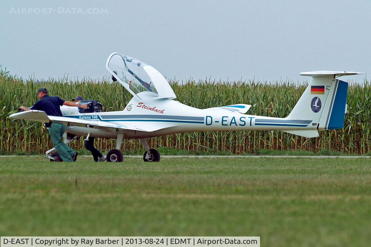 D-EAST, HOAC DV-20 Katana C/N 20027, HOAC DV-20 Katana 100 [20.027] Tannheim~D 24/08/2013