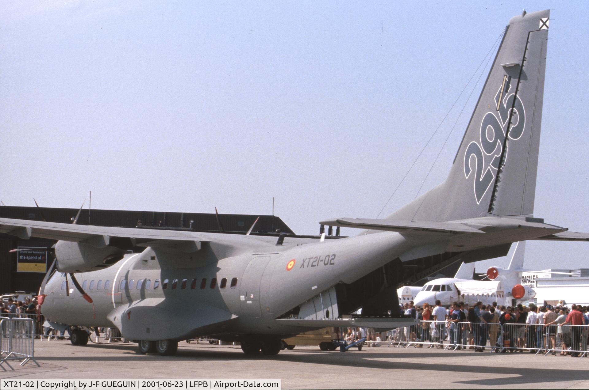 XT21-02, 2001 CASA C-295M C/N EA03-02-003, On display at 2001 Paris-Le Bourget airshow.