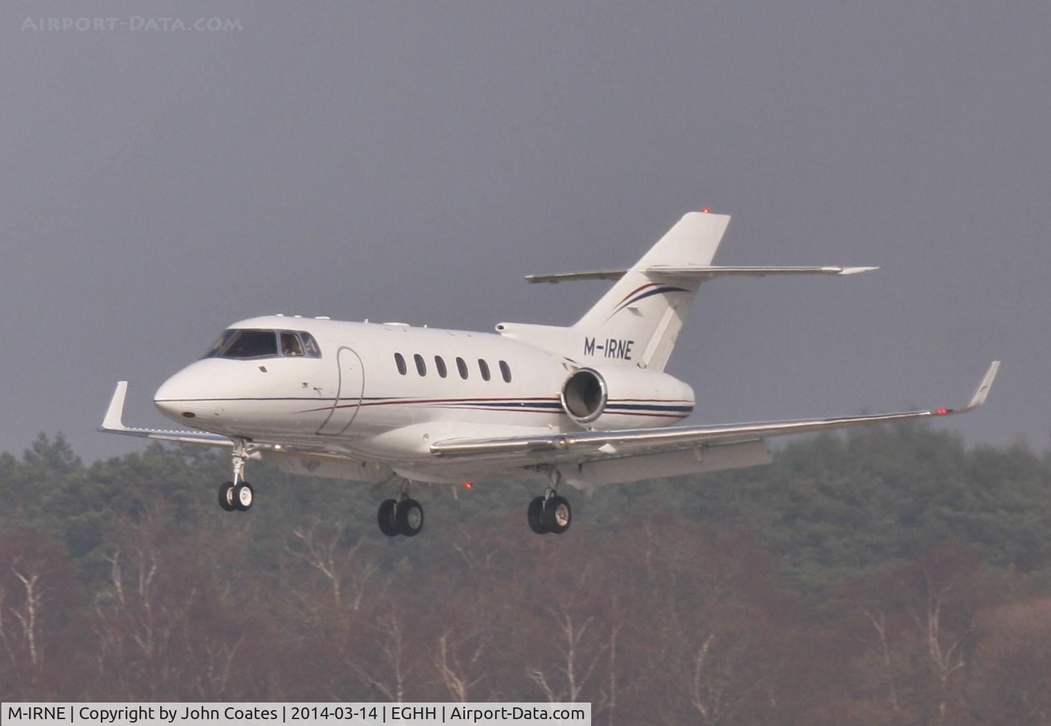 M-IRNE, 2006 Raytheon Hawker 850XP C/N 258778, Finals to 26