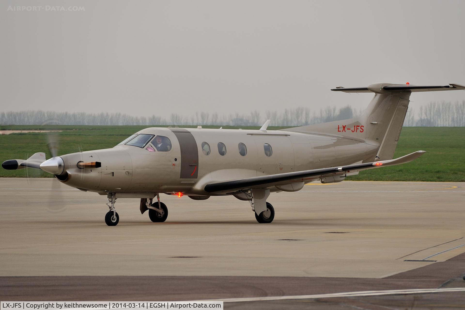LX-JFS, 2011 Pilatus PC-12/47E C/N 1314, Evening arrival !